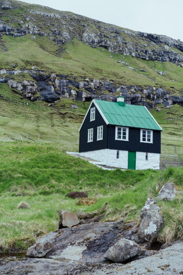 Authentic Faroese House / Unique Location / Nature Hellurnar Kültér fotó